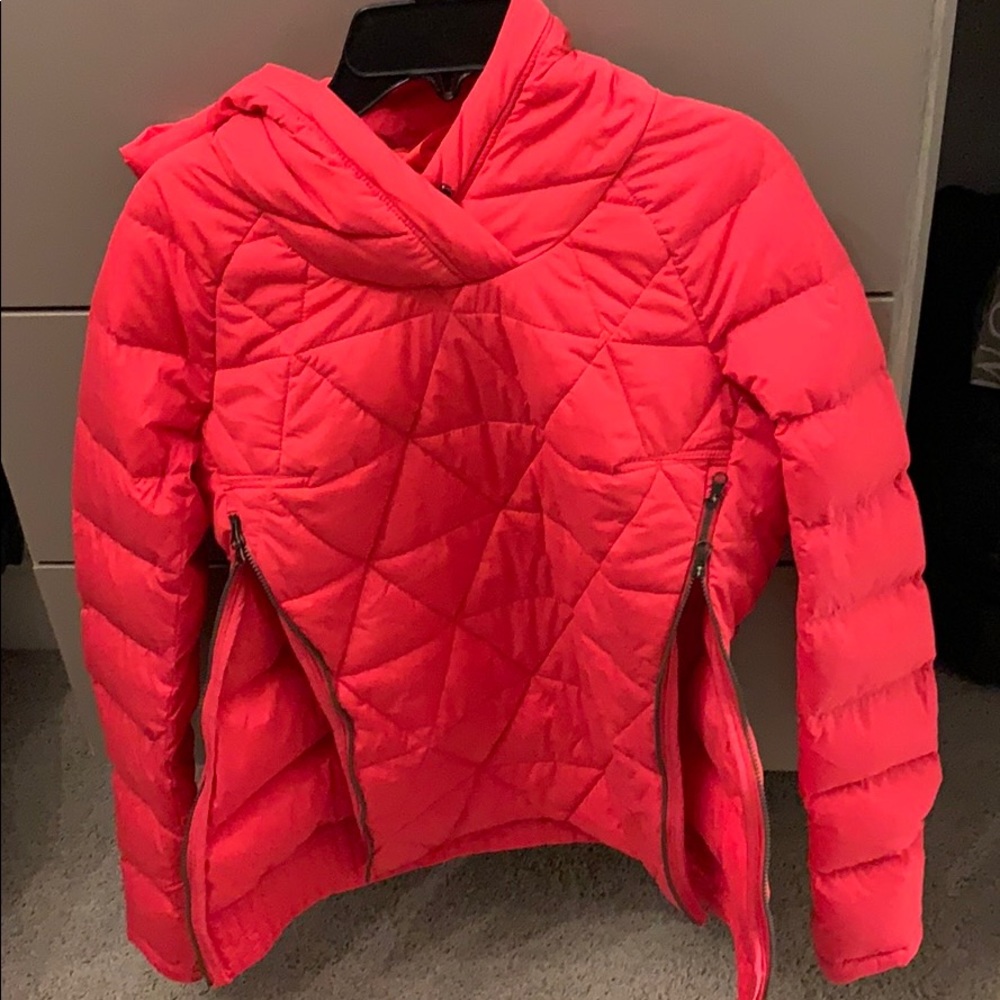 Lululemon Pink Puffee Pullover